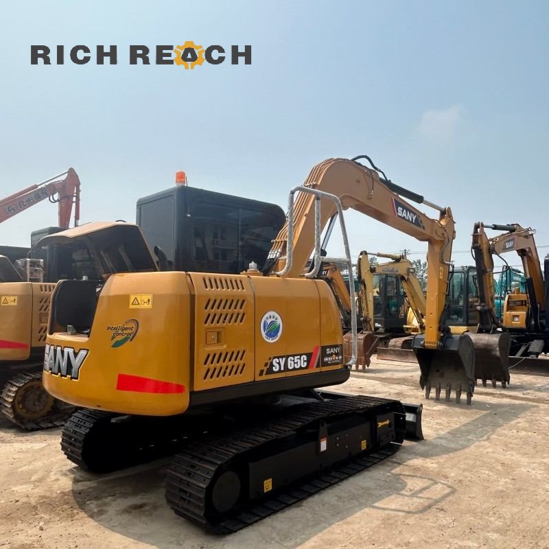 Hydraulic pump and distribution valve of a 2020 SANY 65C excavator, priced at $13,889